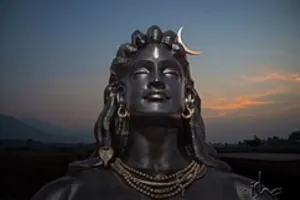 आ रहा है देवो के देव महादेव का त्योहार, जानिए कब है महाशिवरात्रि, शुभ मुहूर्त और पूजन विधि