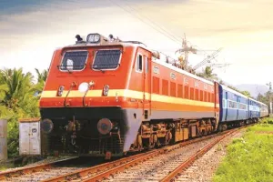 बरेली: सुविधाएं पैसेंजर की, किराया वसूलेंगे एक्सप्रेस का, ट्रेन का सफर करने से पहले पढ़ें ये खबर