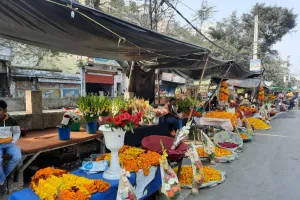 रुद्रपुर: इजहार-ए-मोहब्बत पर कड़की की मार