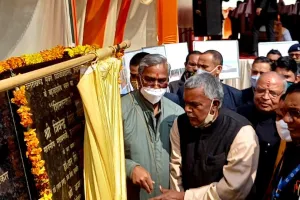 हल्द्वानी: यूओयू में सीएम ने प्रशासनिक भवन का लोकार्पण किया