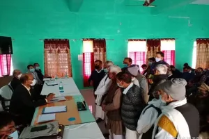 अमरोहा : डीएम व एसपी ने संपूर्ण समाधान दिवस में सुनी जनसमस्याएं