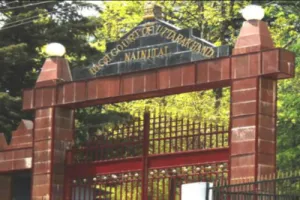 अल्मोड़ा: स्वास्थ्य विभाग की भर्ती पर उठे सवाल तो हाइकोर्ट ने इन अधिकारियों से मांगा जवाब