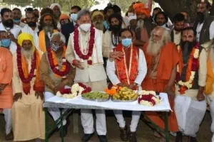 हरिद्वार: मुख्यमंत्री के रवैये से साधु-संत उत्साहित