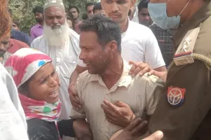 बरेली: बाइक सवार युवक को तेज रफ्तार ट्रक ने रौंदा