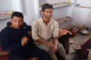 हल्द्वानी: तीन साल से लापता युवक बनारस के एक छोटे से गांव में शिक्षा की अलख जगाता मिला