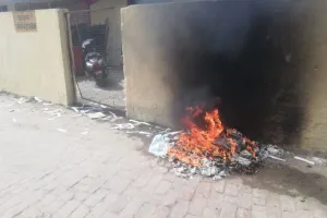 बरेली: जहां मिले नौ संक्रमित, वहीं जला दीं पीपीई व एंटीजन किट