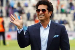 गावस्कर के टेस्ट क्रिकेट में डेब्यू के 50 साल पूरे, तेंदुलकर ने लिखा- आप हमेशा मेरे ‘हीरो’ रहेंगे