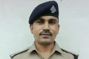 काशीपुर: जंगलों की आग से भावुक होकर फायरमैन ने लिखी कविता, हजारों लोगों ने किया लाइक