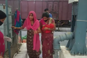 बरेली: एंबुलेंस नहीं पहुंची तो जीआरपी की महिला आरक्षी ने कराया प्रसव