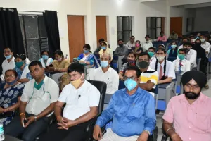 बरेली: प्रधानमंत्री से नहीं हो सकी बात तो निराश हुए छात्र