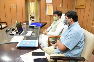 बरेली: समितियों ने बाहरी और संदिग्ध व्यक्तियों की शुरू की निगरानी