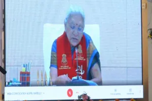 बरेली: अपनी नहीं तो दूसरों की जिंदगी का तो रखें ख्याल- राज्यपाल