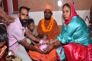 …जब माता-पिता ने अपने एक महीने के बच्‍चे को किया मंदिर में दान, जानिए पूरा मामला