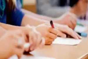 कोविड-19: अप्रैल में होने वाली JEE मेंस की परीक्षा स्थगित, नई तारीख का होगा ऐलान