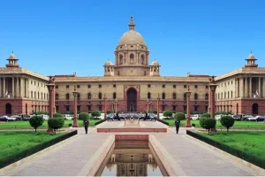 ऑक्सीजन कंटेनरों के आवागमन पर पाबंदी न लगायें राज्य: गृह मंत्रालय