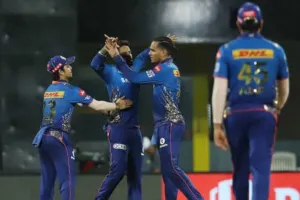 IPL 2021: हैदराबाद की लगातार तीसरी हार, मुंबई ने 13 रन से हासिल की जीत