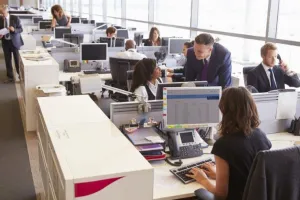 दफ्तर से घर नहीं जाएगा कोरोना, इन बातों का रखें ध्यान