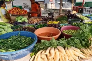 बरेली: कोरोना काल में घट गई सब्जी की आवक, बढ़ गए दाम
