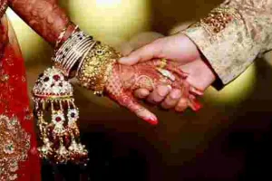 मुरादाबाद : ‘ममता की मूरत’ ने बेटी को बना डाला वैश्या, अब शराबी से कराना चाह रही निकाह