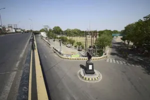 यूपी में 31 मई तक बढ़ाया गया लॉकडाउन, जारी रहेंगी पाबंदियां