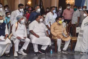 पश्चिम बंगाल में मंत्रियों के विभागों का हुआ बंटवारा, जानिए किसे मिला कौन सा मंत्रालय