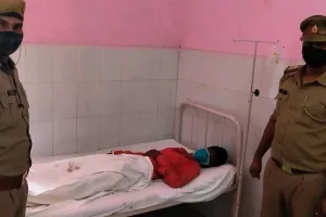 लखीमपुर खीरी: गोलियों की बौछार के बीच पुलिस ने ‘मिर्ची’ को दबोचा, पैर में गोली लगने से हुआ घायल