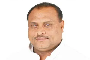 यूपी: सपा के इस दिग्गज नेता का कोरोना से निधन, पार्टी में शोक की लहर