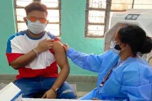 ऋषभ पंत ने लगवाई कोरोना वैक्सीन की पहली डोज