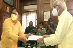 क्या ममता लड़ेंगी उपचुनाव? टीएमसी के शोभनदेव ने विधायक पद से दिया इस्तीफा, भवानीपुर विधानसभा सीट खाली