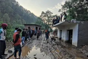 अल्मोड़ा: अतिवृष्टि से चौखुटिया के महाकालेश्वर क्षेत्र में हुआ भारी नुकसान