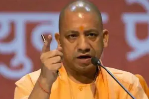 यूपी में ESMA लागू, अगले छह महीने तक सरकारी विभागों के कर्मचारी नहीं कर सकेंगे हड़ताल