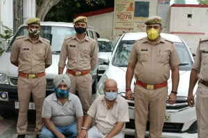 बरेली: कोडिंग मशीन से लॉक तोड़कर करते थे कार चोरी