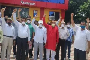 बनबसा: सीएसडी कैंटीन हटाने से नाराज पूर्व सैनिक,कहा लेंगे न्यायालय की शरण