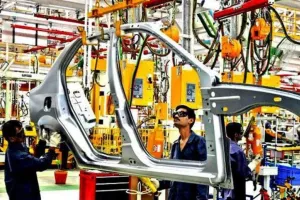मंदी और कोरोना से ऑटोमोबाइल सेक्टर में चली गईं सात लाख नौकरियां