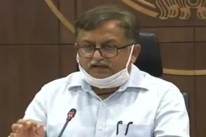 यूपी के अपर मुख्य सचिव गृह अवनीश अवस्थी को अवमानना का नोटिस