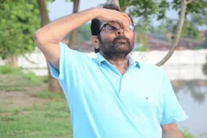 रामपुर: अंतर्राष्ट्रीय योग दिवस पर केंद्रीय मंत्री मुख्तार अब्बास नकवी ने किया योग