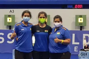 ISSF World Cup: मनु-यशस्विनी-सरनोबत की तिकड़ी ने शूटिंग में भारत को दिलाया मेडल