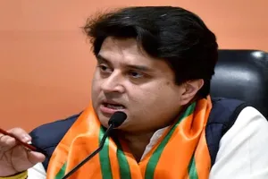 इशारों में क्या कह गए ज्योतिरादित्य सिंधिया, कांग्रेस को इसलिए नाम बदलने की दे दी सलाह