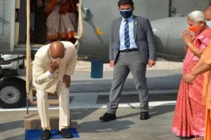 गांव पहुंचते ही भावुक हुए राष्ट्रपति, मिट्टी चूम बोले- ‘आज मैं जहां भी पहुंचा हूं, उसका श्रेय इस गांव की मिट्टी को…’