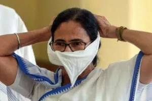 वैक्सीनेशन को लेकर ममता बनर्जी ने लिखा पत्र, केंद्र सरकार कोवैक्सीन को दिलाएं WHO से मंजूरी