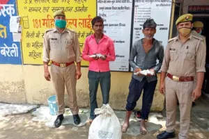 बरेली: पशु तस्करों ने पुलिस टीम पर की फायरिंग, दो गिरफ्तार