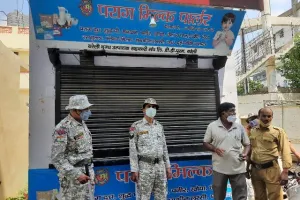 बरेली: 12 साल से चल रहा अवैध मिल्क बूथ