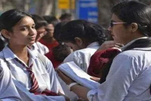 सीबीएसई 12वीं का परीक्षा परिणाम घोषित, इन्होंने बढ़ाया राजधानी का मान, 99.37 फीसदी छात्र उत्तीर्ण