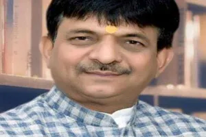 यूपी: मंत्री कपिल देव अग्रवाल ने केन्द्रीय मंत्री धर्मेंद्र प्रधान से की भेंट, इस मुद्दे पर हुई चर्चा