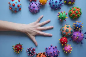 कोरोना थर्ड वेव: रंगों के कोड की प्रणाली से तय होगा की कब लगेगा लाॅकडाउन, जानें कैसे