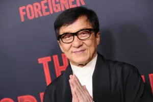 राजनीति में आने का रास्ता तलाश रहे अभिनेता Jackie Chan, चीन की इस Political Party के प्रति दिखाई रुचि