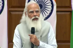 कसौटी पर नीति