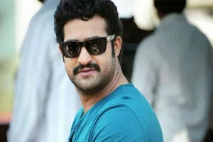 अभिनेता जूनियर एनटीआर अपनी नई फिल्म में खतरनाक स्टंट करते हुए आएंगे नज़र