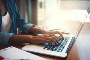 बरेली: पढ़ाई की तरह ऑनलाइन परीक्षाओं के भी नहीं इंतजाम