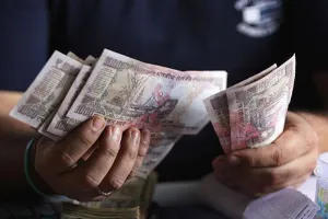 खटीमा: अतिथि शिक्षकों ने मांगा बढ़ा वेतन, सीएम की पत्नी को ज्ञापन